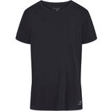 Essential T Shirt - T-shirts Polyester hos Magasin - Sort - 146/152