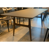 Getama RM13 Spisebord - Udstillingsmodel - RM13 Spisebord - Røget eg/sort linoleum