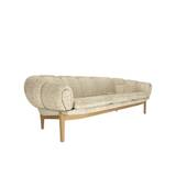 Croissant sofa 3-seater fabric fra Gubi (Prisgruppe 2, Massiv olieret amerikansk valnød)