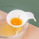 SHEIN 1pc Egg separator, bowl-clip egg white and yolk separator strainer for baking cakes, souffle, mayonnaise