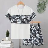 SHEIN Teen Boys' Patchwork Camouflage Print Short Sleeve Top And Shorts Summer Casual Outfit