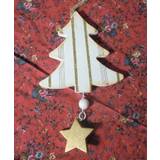 Juletræ med stjerne, lavet af træ
