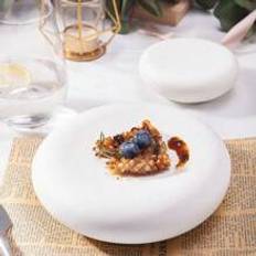 White Ceramic Plates For Western And French Cuisine Presentation  Ideal For HighEnd Hotel And Restaurant Cold Dish Platter Inspired Dining Experience - White - L,M