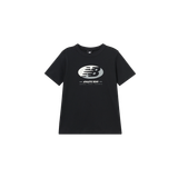 New Balance - T-shirt Essentials Reimagined Graphic - Sort - 146/152