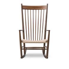 Fredericia Furniture - Wegner J16 Rocking Chair, Lackad valnöt, Naturfärgad sits