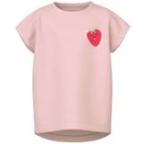 Name It T-shirt - NmfVarutti - Parfait Pink m. Jordbær - Name It - 3 år (98) - T-Shirt