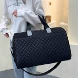Diamond Quilted Fitness Tote Bag Simple Gym Bag Sports Bag Portable Sports Duffel Bag Large Capacity Travel Crossbody Bag Simple Diamond Pattern Trave - Black - one-size