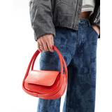ASOS DESIGN - Clutch-taske i rød med flaplukning