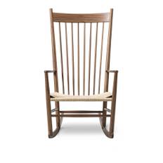 Fredericia Furniture - Wegner J16 Rocking Chair, Oljad valnöt, Naturfärgad sits