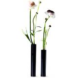 Blomstervase i sort stål 17 cm