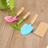 SHEIN 3pcs Home Garden Mini Tools Set With Colored Iron Shovel, Rake And With Wooden Handle For Planting And Potting