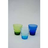 Vandglas i farvet glas