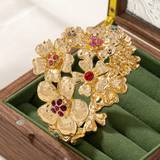 SHEIN 1pc Fashionable Exaggerated Luxurious Flower Shaped Spring Loaded Bangle Bracelet For Women