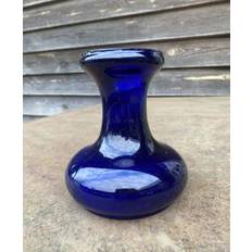 Vintage vase I tykt blåt glas