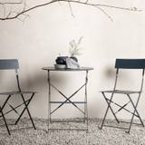 Korfus - Cafesæt med bord og to stole i mørkegråt stål