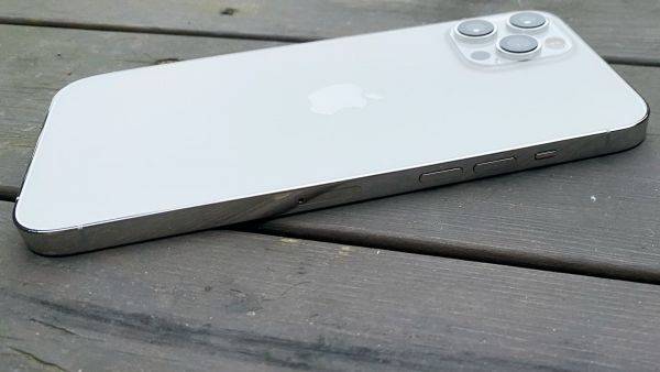 Billede af bagsiden af Apple iPhone 12 Pro Max