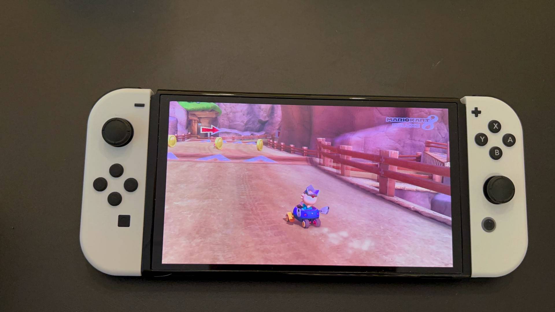 Billede fra testen af spillekonsol Nintendo Switch OLED - skærmbillede fra Mario Cart