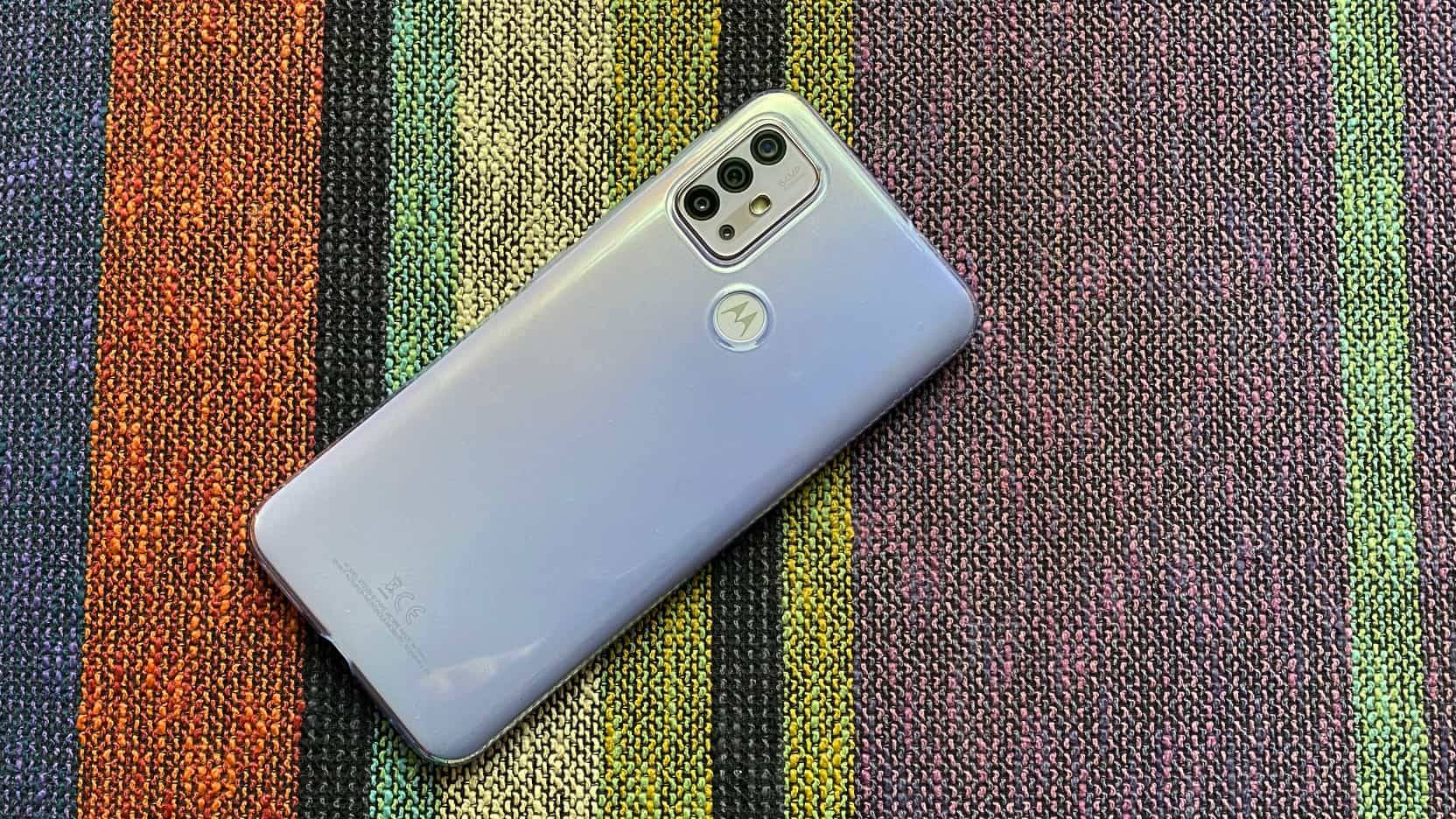 Billede af Motorola G30 med fokus på bagsiden