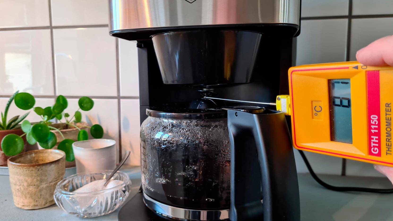 Billede fra test af kaffemaskine med kaffekværn OBH Nordica Grind Aroma OP8328S0 - måling af temperatur