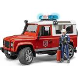 Plastlegetøj Legetøjsbil Bruder Land Rover Defender Station Wagon Fire Department 02596