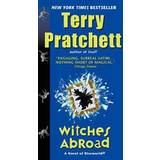 Witches Abroad: A Novel of Discworld (Hæftet, 2013)