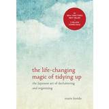 Marie kondo The Life-Changing Magic of Tidying Up: The Japanese Art of Decluttering and Organizing (Indbundet, 2014)