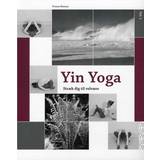 Sport Bøger Yin yoga: stræk dig til velvære (Hæftet, 2015)