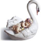 Lladro Ottekantet Brugskunst Lladro Drifting Through Dreamland Swan Dekorationsfigur 16cm