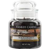 Yankee Candle Hvid Lysestager, Lys & Dufte Yankee Candle Black Coconut Medium Duftlys 411g