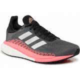 Adidas 48 ⅓ Sportssko adidas SolarGlide 3 ST W - Grey Five/Crystal White/Signal Pink/Coral