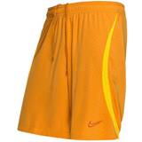 Nike Dri-FIT Strike Shorts Men - Light Curry/Laser Orange/Siren Red