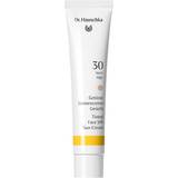 Tonede Solcremer Dr. Hauschka Tinted Face Sun Cream SPF30 40ml