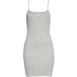 48 - Bomuld - Dame - Korte kjoler Nike Sportswear Essential Women's Ribbed Dress - Dark Grey Heather/White