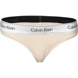 Dame - Sølv Trusser Calvin Klein STRING F6136 VJS (Buff Silver, XL)
