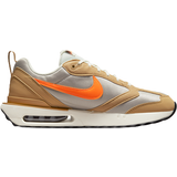 50 ⅔ - Brun Sneakers Nike Air Max Dawn M - Elemental Gold/Light Iron Ore/Desert Ochre/Total Orange
