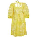 10,5 - Dame - Firkantet Kjoler Pieces Pcaviona Short Dress - Pale Banana