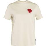 Fjällräven Beige - Dame T-shirts & Toppe Fjällräven Dame Fox Boxy Logo Tee (WHITE (CHALK WHITE/113) (XL)
