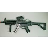 Legetøjsvåben MP5 med lys, lyd vibrationer og sigtekorn