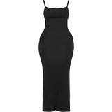 8 - Lange kjoler - Sort PrettyLittleThing Shape Jersey Strappy Maxi Dress - Black