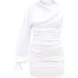 Enskuldret / Enæremet - Rund hals Kjoler PrettyLittleThing One Sleeve Ruched Woven Bodycon Dress - White