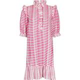 34 - Bomuld Kjoler Neo Noir Hani Graphic Dress - Pink