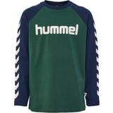 Grøn T-shirts Børnetøj Hummel Boy's T-shirt L/S - Pineneedle (213853-6041)