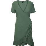 Dame - Korte kjoler - Slå om Vero Moda Haya Short Dress - Green/Laurel Wreath