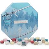 Yankee Candle Lysestager, Lys & Dufte Yankee Candle Advent Calendar 2023 Wreath Duftlys 800g