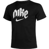 Polyester T-shirts Nike Dri-FIT Run Division Løbe T-shirt Herre Sort