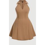 Brun - Slim Kjoler Shein Plus Solid Halter Neck Dress