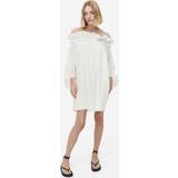 H&M 6 Kjoler H&M Dame Hvid Oversized off shoulder-kjole