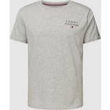 52 Overdele Tommy Hilfiger Logo-Print Cotton-Jersey T-Shirt Grey