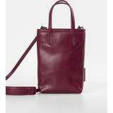 Aunts & Uncles Tasker Aunts & Uncles Jamie's Orchard Freesia Phone bag dark red
