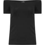 26 - Dame - Off-Shoulder Overdele LTS Bardot Short Sleeve Top - Black